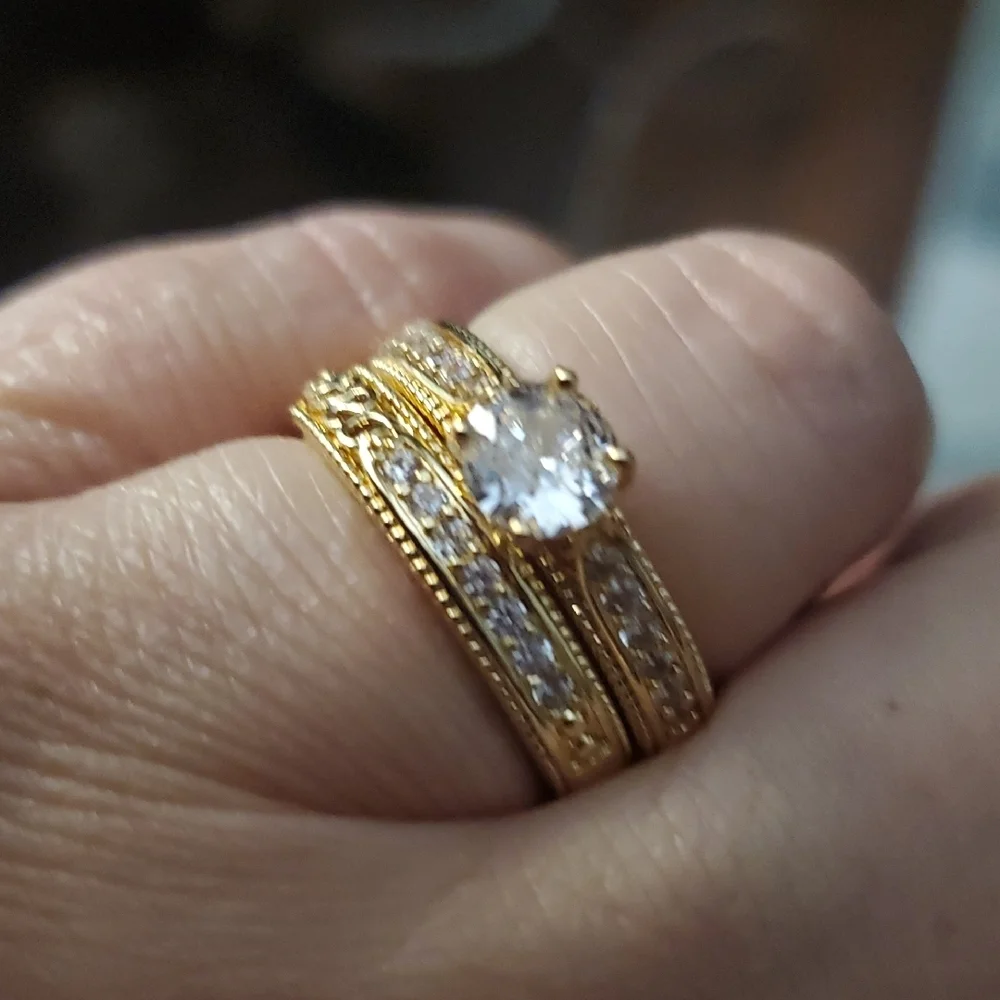 Gold Wedding Ring Set with Diamond  Gemstone. - Picture 2 of 2